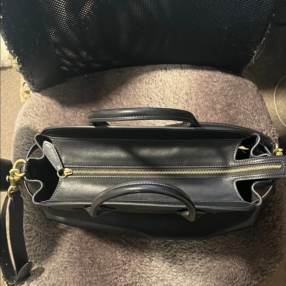 Coach Black/brass Empire Carryall 40 Leather Handbag - Picture 4 of 7